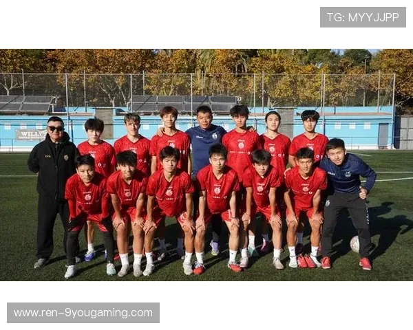 中国球员留洋喜讯：首次首发赢满堂彩